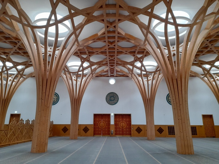 visit cambridge eco mosque